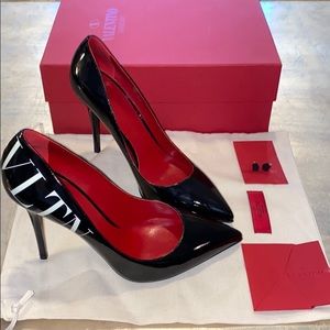 vltn heels